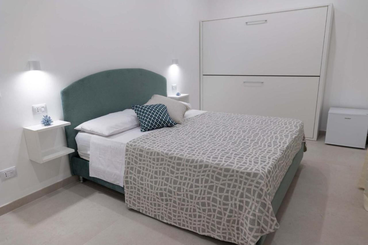 Vietri Al Chiaro Di Luna Luxury Suites Amalfi Coast מראה חיצוני תמונה