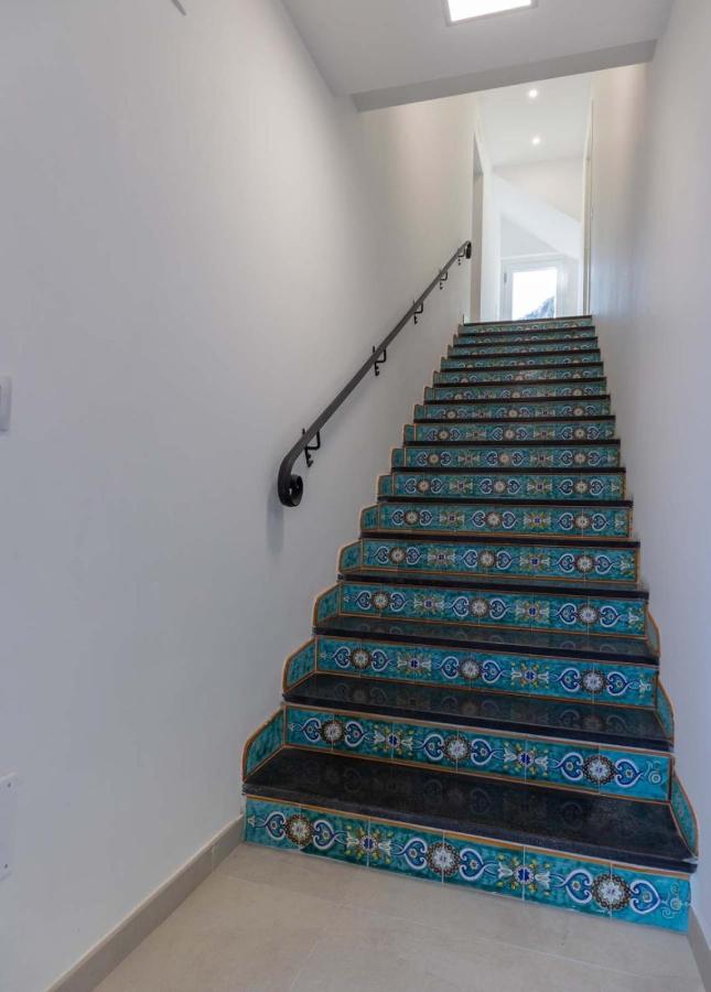 Vietri Al Chiaro Di Luna Luxury Suites Amalfi Coast מראה חיצוני תמונה
